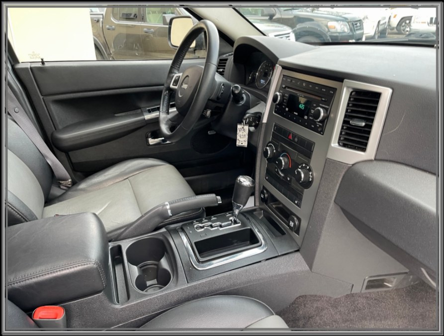2009 Jeep Grand Cherokee 4WD 4dr Laredo, available for sale in Huntington Station, New York | My Auto Inc.. Huntington Station, New York 2009 Jeep Grand Cherokee 4WD 4dr Laredo, available for sale in Huntington Station, New York | My Auto Inc.. Huntington Station, New York
