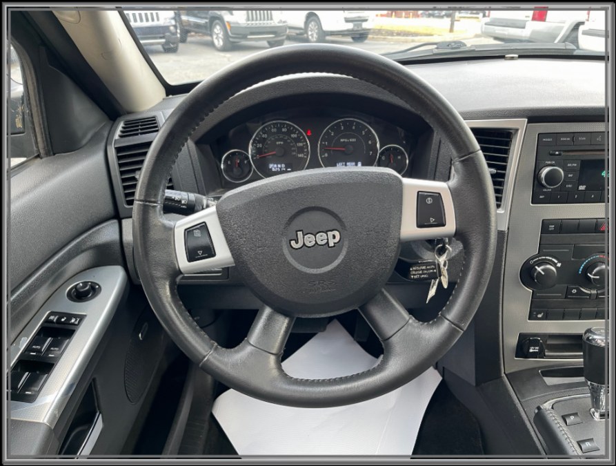 2009 Jeep Grand Cherokee 4WD 4dr Laredo, available for sale in Huntington Station, New York | My Auto Inc.. Huntington Station, New York 2009 Jeep Grand Cherokee 4WD 4dr Laredo, available for sale in Huntington Station, New York | My Auto Inc.. Huntington Station, New York