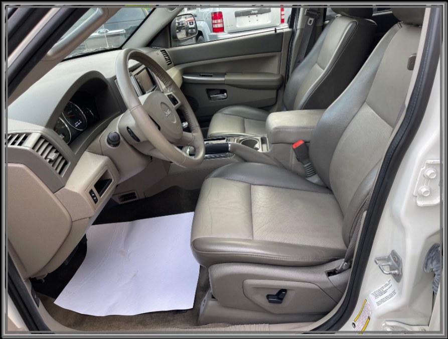 2009 Jeep Grand Cherokee 4WD 4dr Rocky Mountain, available for sale in Huntington Station, New York | My Auto Inc.. Huntington Station, New York 2009 Jeep Grand Cherokee 4WD 4dr Rocky Mountain, available for sale in Huntington Station, New York | My Auto Inc.. Huntington Station, New York