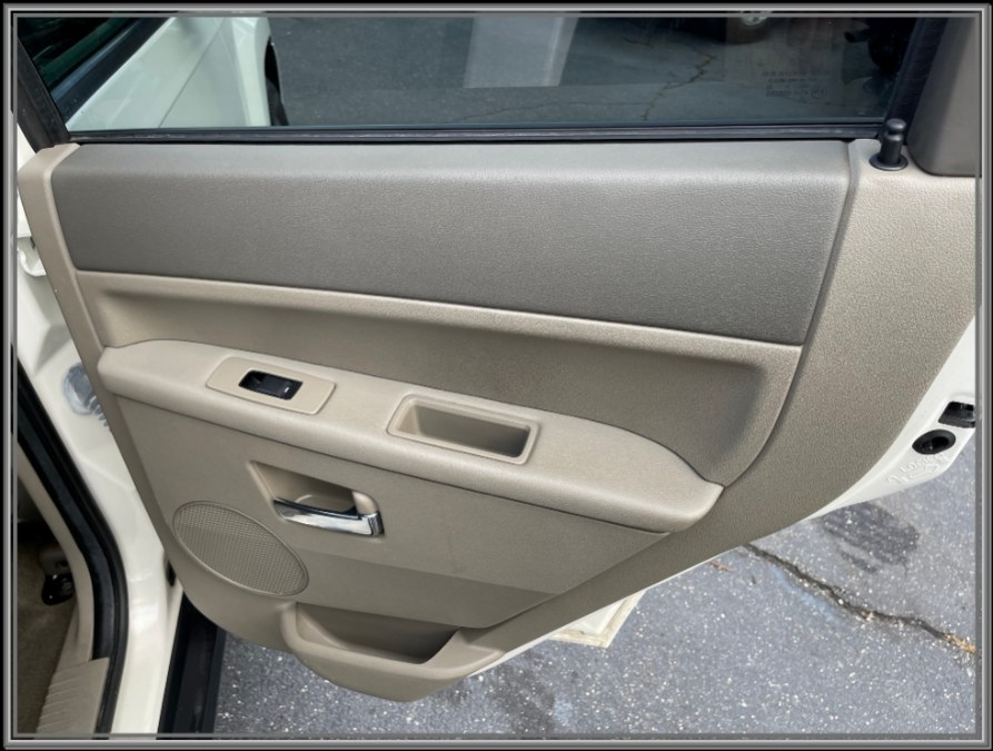 2009 Jeep Grand Cherokee 4WD 4dr Rocky Mountain, available for sale in Huntington Station, New York | My Auto Inc.. Huntington Station, New York 2009 Jeep Grand Cherokee 4WD 4dr Rocky Mountain, available for sale in Huntington Station, New York | My Auto Inc.. Huntington Station, New York