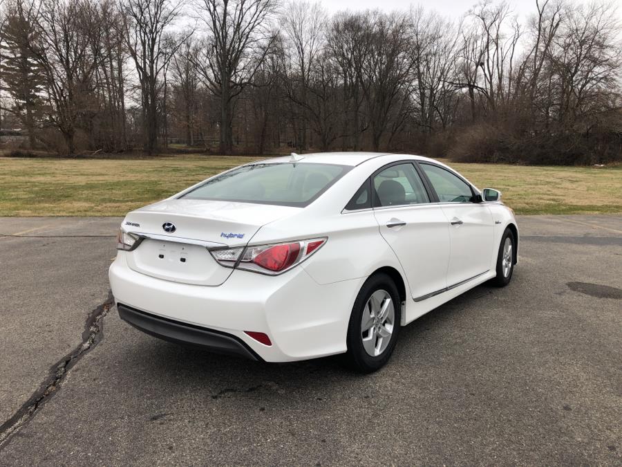 2012 Hyundai Sonata 4dr Sdn 2.4L Auto Hybrid, available for sale in Beavercreek, Ohio | Wholesale Direct Motors. Beavercreek, Ohio 2012 Hyundai Sonata 4dr Sdn 2.4L Auto Hybrid, available for sale in Beavercreek, Ohio | Wholesale Direct Motors. Beavercreek, Ohio