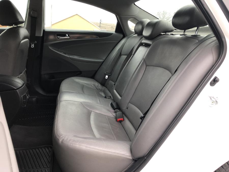 2012 Hyundai Sonata 4dr Sdn 2.4L Auto Hybrid, available for sale in Beavercreek, Ohio | Wholesale Direct Motors. Beavercreek, Ohio 2012 Hyundai Sonata 4dr Sdn 2.4L Auto Hybrid, available for sale in Beavercreek, Ohio | Wholesale Direct Motors. Beavercreek, Ohio