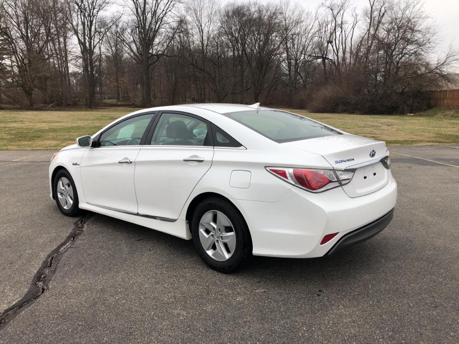 2012 Hyundai Sonata 4dr Sdn 2.4L Auto Hybrid, available for sale in Beavercreek, Ohio | Wholesale Direct Motors. Beavercreek, Ohio 2012 Hyundai Sonata 4dr Sdn 2.4L Auto Hybrid, available for sale in Beavercreek, Ohio | Wholesale Direct Motors. Beavercreek, Ohio