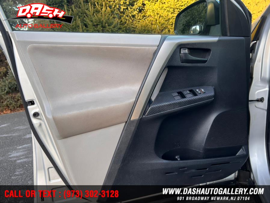 2013 Toyota RAV4 AWD 4dr LE (Natl), available for sale in Newark, New Jersey | Dash Auto Gallery Inc.. Newark, New Jersey 2013 Toyota RAV4 AWD 4dr LE (Natl), available for sale in Newark, New Jersey | Dash Auto Gallery Inc.. Newark, New Jersey