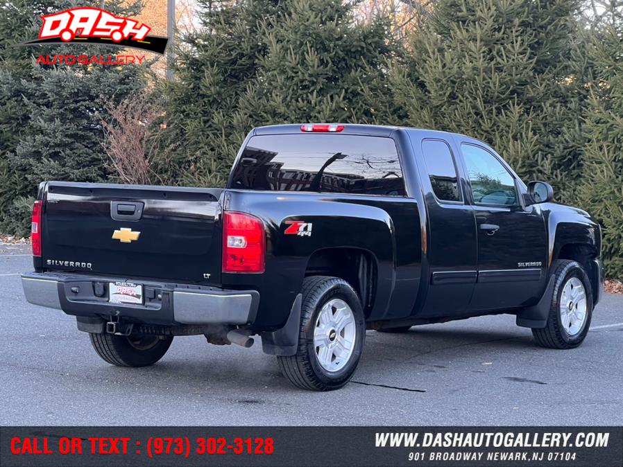 2013 Chevrolet Silverado 1500 4WD Ext Cab 143.5" LT, available for sale in Newark, New Jersey | Dash Auto Gallery Inc.. Newark, New Jersey 2013 Chevrolet Silverado 1500 4WD Ext Cab 143.5" LT, available for sale in Newark, New Jersey | Dash Auto Gallery Inc.. Newark, New Jersey