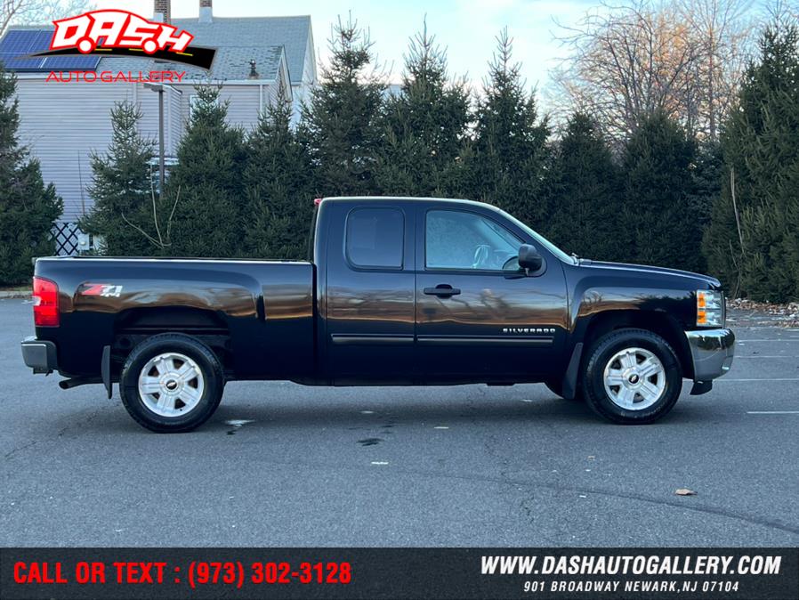 2013 Chevrolet Silverado 1500 4WD Ext Cab 143.5" LT, available for sale in Newark, New Jersey | Dash Auto Gallery Inc.. Newark, New Jersey 2013 Chevrolet Silverado 1500 4WD Ext Cab 143.5" LT, available for sale in Newark, New Jersey | Dash Auto Gallery Inc.. Newark, New Jersey