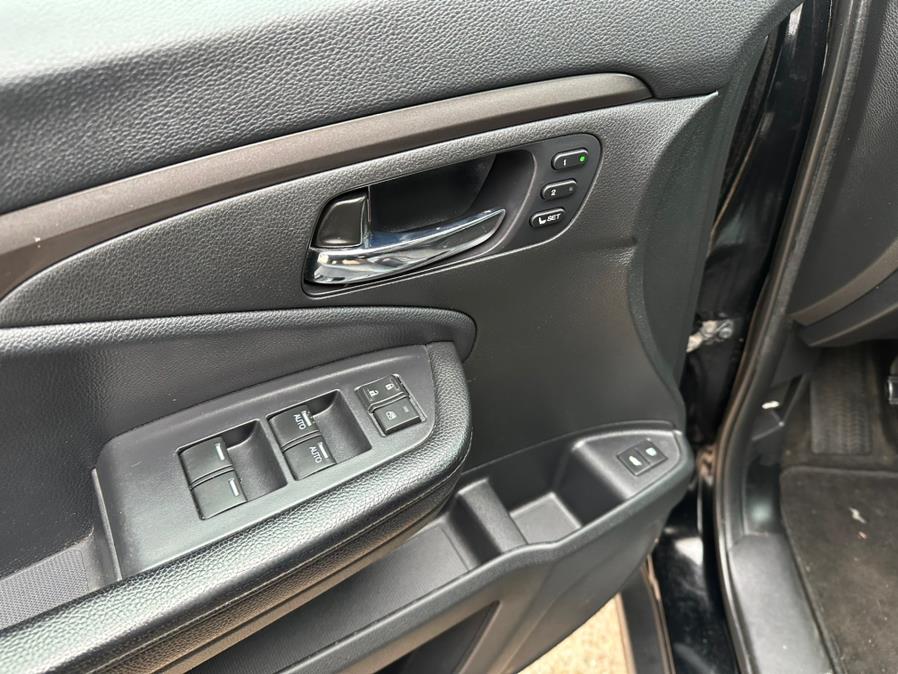 2019 Honda Pilot EX-L AWD, available for sale in Manchester, Connecticut | Carsonmain LLC. Manchester, Connecticut 2019 Honda Pilot EX-L AWD, available for sale in Manchester, Connecticut | Carsonmain LLC. Manchester, Connecticut