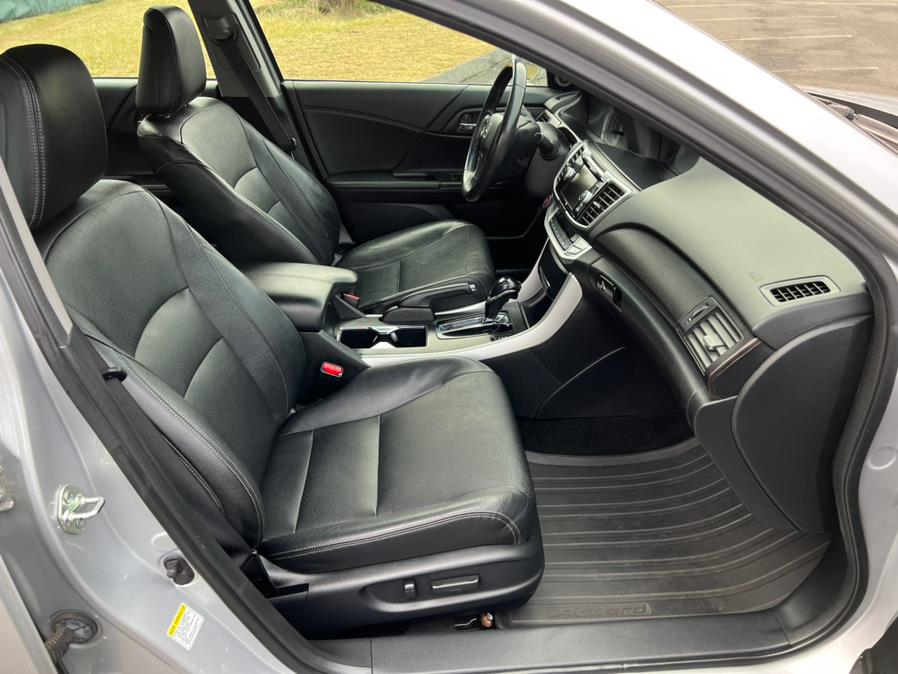 2014 Honda Accord Sedan 4dr V6 Auto EX-L, available for sale in Berlin, Connecticut | Tru Auto Mall. Berlin, Connecticut 2014 Honda Accord Sedan 4dr V6 Auto EX-L, available for sale in Berlin, Connecticut | Tru Auto Mall. Berlin, Connecticut
