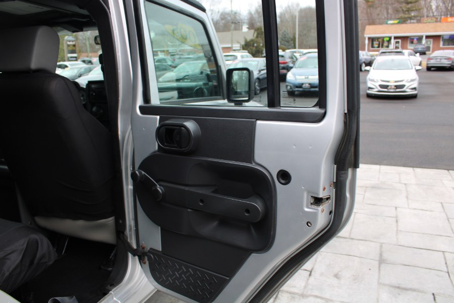 2008 Jeep Wrangler 4WD 4dr Unlimited X, available for sale in Plantsville, Connecticut | Auto House of Luxury. Plantsville, Connecticut 2008 Jeep Wrangler 4WD 4dr Unlimited X, available for sale in Plantsville, Connecticut | Auto House of Luxury. Plantsville, Connecticut