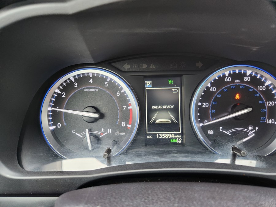Used Toyota Highlander XLE V6 AWD (Natl) 2018 | Dealmax Motors LLC. Bristol, Connecticut Used Toyota Highlander XLE V6 AWD (Natl) 2018 | Dealmax Motors LLC. Bristol, Connecticut
