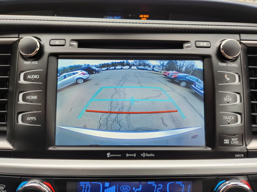 Used Toyota Highlander XLE V6 AWD (Natl) 2018 | Dealmax Motors LLC. Bristol, Connecticut Used Toyota Highlander XLE V6 AWD (Natl) 2018 | Dealmax Motors LLC. Bristol, Connecticut