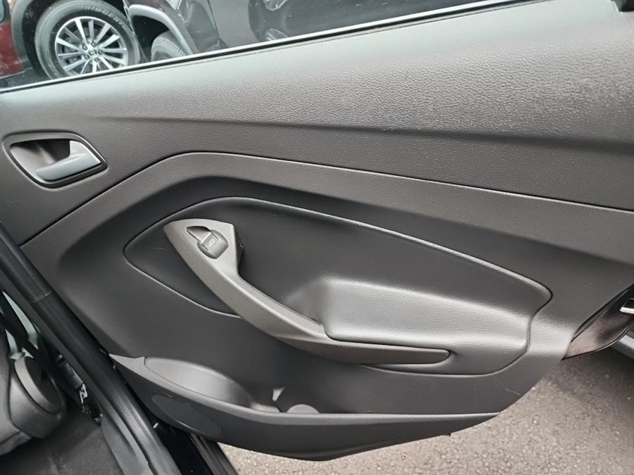 2017 Ford C-Max Energi SE FWD, available for sale in Islip, New York | L.I. Auto Gallery. Islip, New York 2017 Ford C-Max Energi SE FWD, available for sale in Islip, New York | L.I. Auto Gallery. Islip, New York