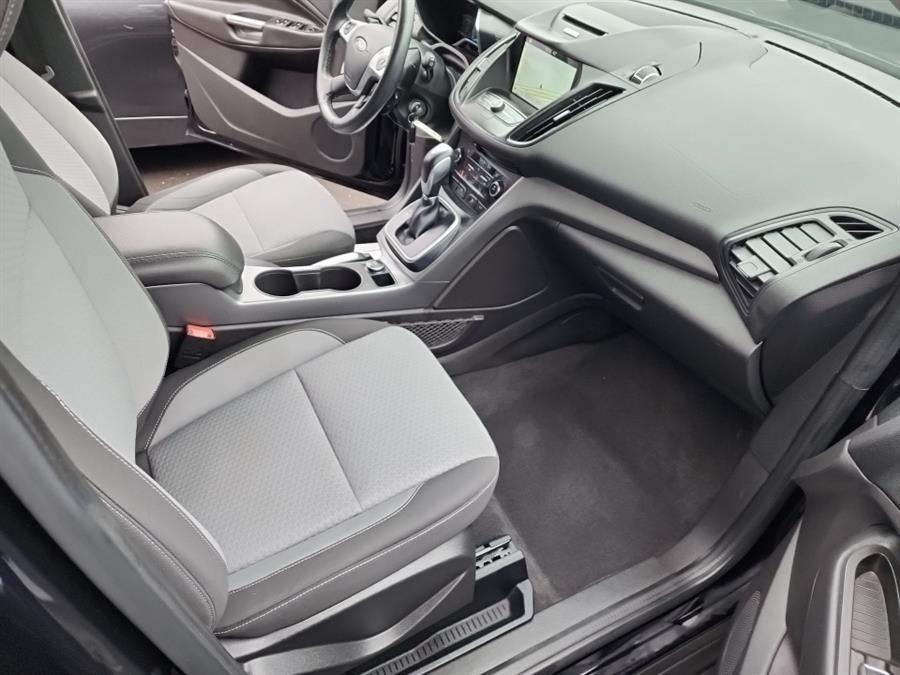 2017 Ford C-Max Energi SE FWD, available for sale in Islip, New York | L.I. Auto Gallery. Islip, New York 2017 Ford C-Max Energi SE FWD, available for sale in Islip, New York | L.I. Auto Gallery. Islip, New York