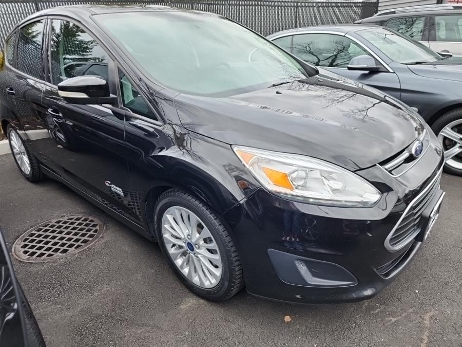 2017 Ford C-Max Energi SE FWD, available for sale in Islip, New York | L.I. Auto Gallery. Islip, New York 2017 Ford C-Max Energi SE FWD, available for sale in Islip, New York | L.I. Auto Gallery. Islip, New York