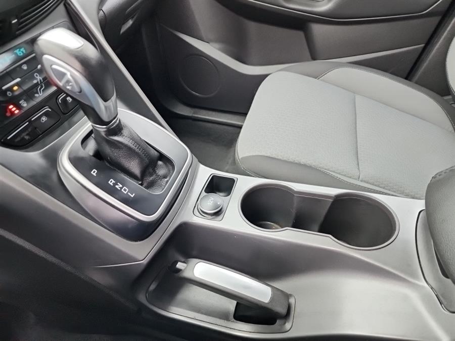 2017 Ford C-Max Energi SE FWD, available for sale in Islip, New York | L.I. Auto Gallery. Islip, New York 2017 Ford C-Max Energi SE FWD, available for sale in Islip, New York | L.I. Auto Gallery. Islip, New York