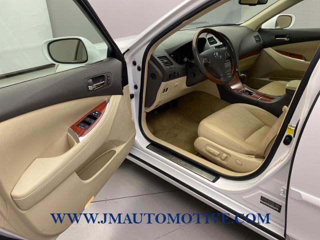 2011 Lexus Es 350 4dr Sdn, available for sale in Naugatuck, Connecticut | J&M Automotive Sls&Svc LLC. Naugatuck, Connecticut 2011 Lexus Es 350 4dr Sdn, available for sale in Naugatuck, Connecticut | J&M Automotive Sls&Svc LLC. Naugatuck, Connecticut