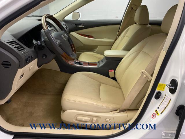 2011 Lexus Es 350 4dr Sdn, available for sale in Naugatuck, Connecticut | J&M Automotive Sls&Svc LLC. Naugatuck, Connecticut 2011 Lexus Es 350 4dr Sdn, available for sale in Naugatuck, Connecticut | J&M Automotive Sls&Svc LLC. Naugatuck, Connecticut