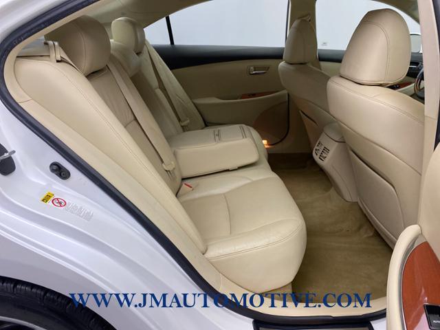 2011 Lexus Es 350 4dr Sdn, available for sale in Naugatuck, Connecticut | J&M Automotive Sls&Svc LLC. Naugatuck, Connecticut 2011 Lexus Es 350 4dr Sdn, available for sale in Naugatuck, Connecticut | J&M Automotive Sls&Svc LLC. Naugatuck, Connecticut