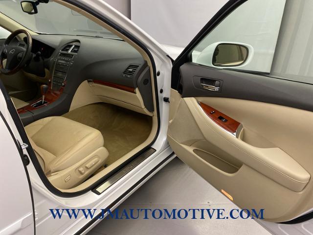 2011 Lexus Es 350 4dr Sdn, available for sale in Naugatuck, Connecticut | J&M Automotive Sls&Svc LLC. Naugatuck, Connecticut 2011 Lexus Es 350 4dr Sdn, available for sale in Naugatuck, Connecticut | J&M Automotive Sls&Svc LLC. Naugatuck, Connecticut