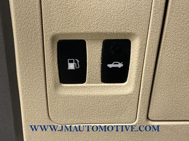 2011 Lexus Es 350 4dr Sdn, available for sale in Naugatuck, Connecticut | J&M Automotive Sls&Svc LLC. Naugatuck, Connecticut 2011 Lexus Es 350 4dr Sdn, available for sale in Naugatuck, Connecticut | J&M Automotive Sls&Svc LLC. Naugatuck, Connecticut