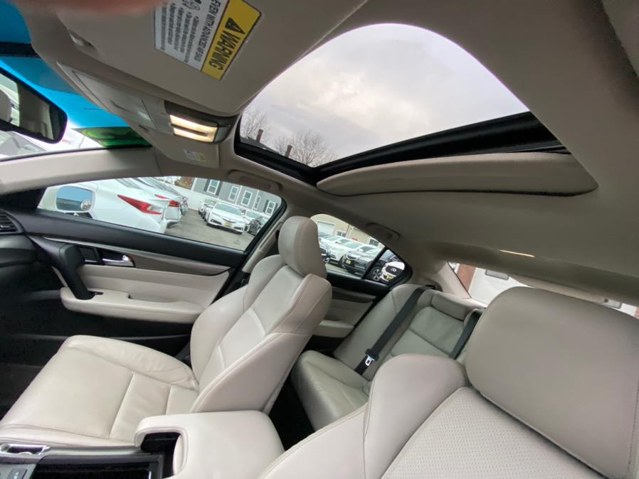 2013 Acura TL 4dr Sdn Auto SH-AWD Tech, available for sale in Hartford, Connecticut | VEB Auto Sales. Hartford, Connecticut 2013 Acura TL 4dr Sdn Auto SH-AWD Tech, available for sale in Hartford, Connecticut | VEB Auto Sales. Hartford, Connecticut