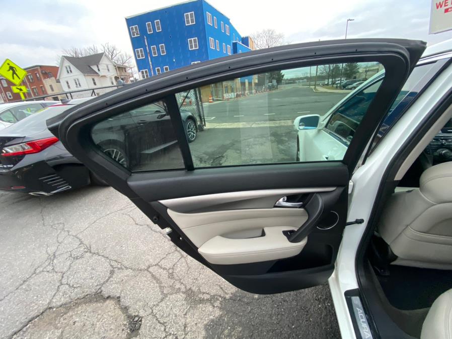 2013 Acura TL 4dr Sdn Auto SH-AWD Tech, available for sale in Hartford, Connecticut | VEB Auto Sales. Hartford, Connecticut 2013 Acura TL 4dr Sdn Auto SH-AWD Tech, available for sale in Hartford, Connecticut | VEB Auto Sales. Hartford, Connecticut