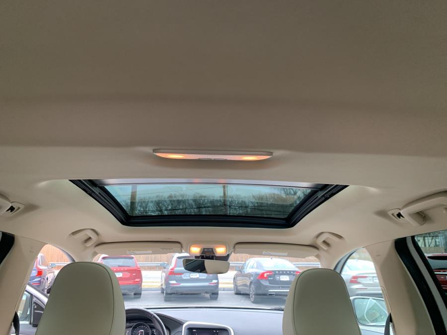 2017 Volvo XC60 T5 AWD Inscription, available for sale in Groton, Connecticut | Eurocars Plus. Groton, Connecticut 2017 Volvo XC60 T5 AWD Inscription, available for sale in Groton, Connecticut | Eurocars Plus. Groton, Connecticut
