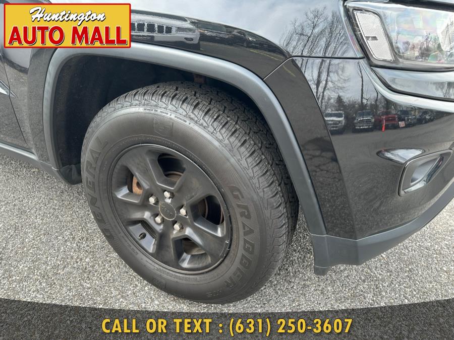 2014 Jeep Grand Cherokee 4WD 4dr Laredo, available for sale in Huntington Station, New York | Huntington Auto Mall. Huntington Station, New York 2014 Jeep Grand Cherokee 4WD 4dr Laredo, available for sale in Huntington Station, New York | Huntington Auto Mall. Huntington Station, New York