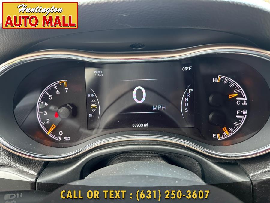 2014 Jeep Grand Cherokee 4WD 4dr Laredo, available for sale in Huntington Station, New York | Huntington Auto Mall. Huntington Station, New York 2014 Jeep Grand Cherokee 4WD 4dr Laredo, available for sale in Huntington Station, New York | Huntington Auto Mall. Huntington Station, New York