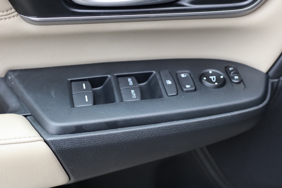 Used Honda CR-V Touring AWD 2018 | Hillside Auto Mall Inc.. Jamaica, New York Used Honda CR-V Touring AWD 2018 | Hillside Auto Mall Inc.. Jamaica, New York