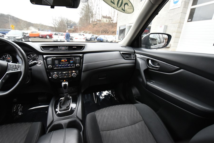 2020 Nissan Rogue SV, available for sale in Waterbury, Connecticut | Highline Car Connection. Waterbury, Connecticut 2020 Nissan Rogue SV, available for sale in Waterbury, Connecticut | Highline Car Connection. Waterbury, Connecticut