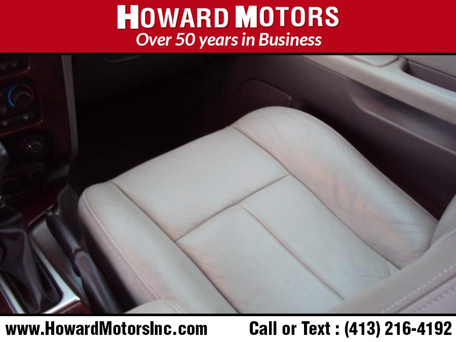 2005 GMC Envoy 4dr 4WD SLE, available for sale in Springfield, Massachusetts | Howard Motors. Springfield, Massachusetts 2005 GMC Envoy 4dr 4WD SLE, available for sale in Springfield, Massachusetts | Howard Motors. Springfield, Massachusetts