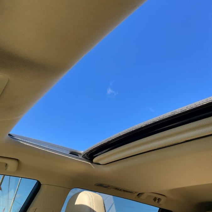 2016 Toyota Highlander AWD 4dr V6 XLE (Natl), available for sale in Brooklyn, New York | Top Line Auto Inc.. Brooklyn, New York 2016 Toyota Highlander AWD 4dr V6 XLE (Natl), available for sale in Brooklyn, New York | Top Line Auto Inc.. Brooklyn, New York