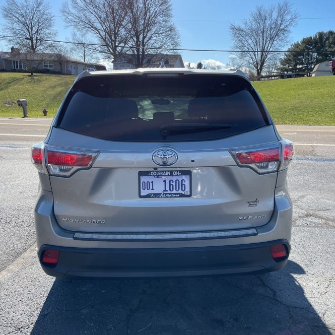 2016 Toyota Highlander AWD 4dr V6 XLE (Natl), available for sale in Brooklyn, New York | Top Line Auto Inc.. Brooklyn, New York 2016 Toyota Highlander AWD 4dr V6 XLE (Natl), available for sale in Brooklyn, New York | Top Line Auto Inc.. Brooklyn, New York