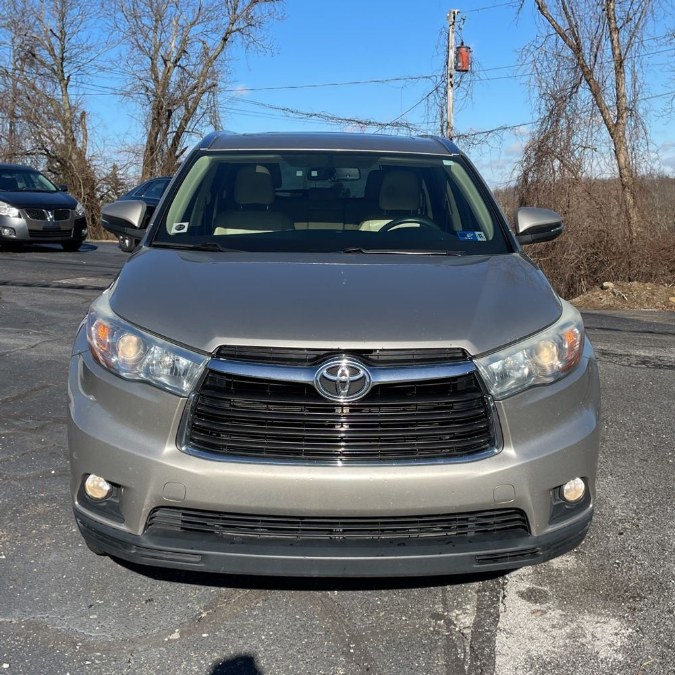 2016 Toyota Highlander AWD 4dr V6 XLE (Natl), available for sale in Brooklyn, New York | Top Line Auto Inc.. Brooklyn, New York 2016 Toyota Highlander AWD 4dr V6 XLE (Natl), available for sale in Brooklyn, New York | Top Line Auto Inc.. Brooklyn, New York