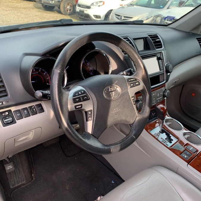 2013 Toyota Highlander 4WD 4dr V6 Limited (Natl), available for sale in Brooklyn, New York | Top Line Auto Inc.. Brooklyn, New York 2013 Toyota Highlander 4WD 4dr V6 Limited (Natl), available for sale in Brooklyn, New York | Top Line Auto Inc.. Brooklyn, New York