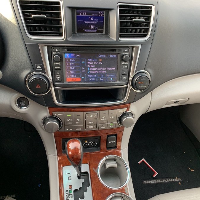 2013 Toyota Highlander 4WD 4dr V6 Limited (Natl), available for sale in Brooklyn, New York | Top Line Auto Inc.. Brooklyn, New York 2013 Toyota Highlander 4WD 4dr V6 Limited (Natl), available for sale in Brooklyn, New York | Top Line Auto Inc.. Brooklyn, New York