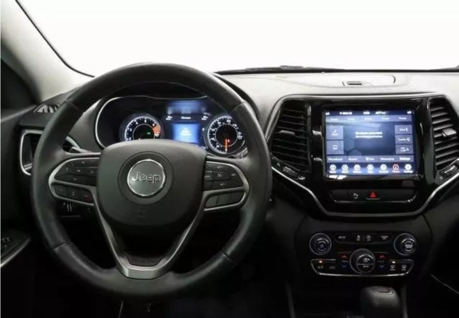 2019 Jeep Cherokee Limited 4x4, available for sale in Amityville, New York | Gold Coast Motors of sunrise. Amityville, New York 2019 Jeep Cherokee Limited 4x4, available for sale in Amityville, New York | Gold Coast Motors of sunrise. Amityville, New York