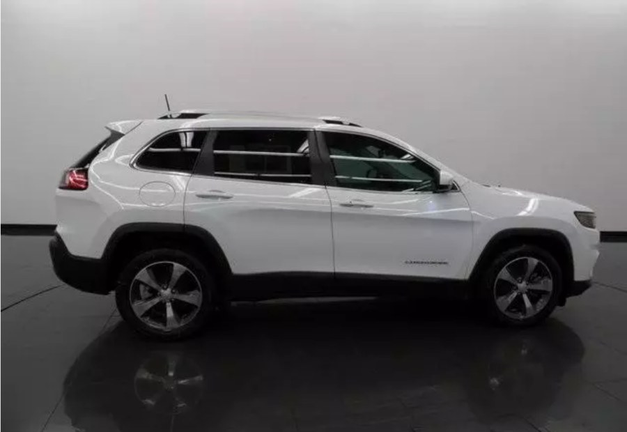 2019 Jeep Cherokee Limited 4x4, available for sale in Amityville, New York | Gold Coast Motors of sunrise. Amityville, New York