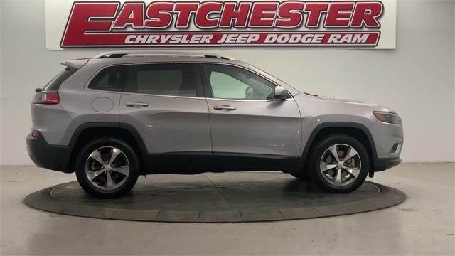 Used Jeep Cherokee Limited 2020 | Eastchester Motor Cars. Bronx, New York Used Jeep Cherokee Limited 2020 | Eastchester Motor Cars. Bronx, New York