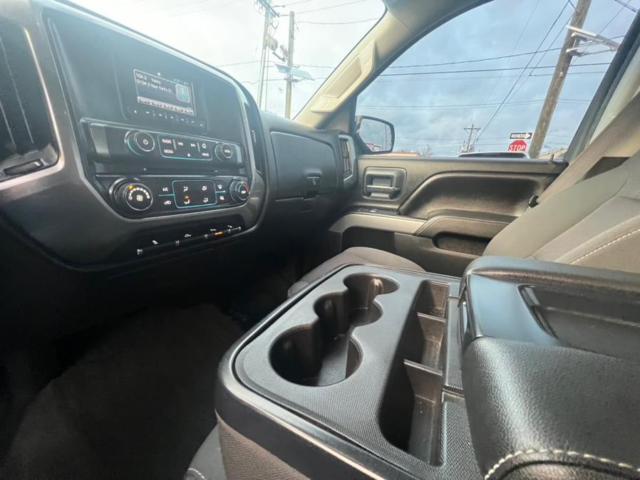 2015 Chevrolet Silverado 1500 4WD Double Cab 143.5" LT w/1LT, available for sale in Lodi, New Jersey | Route 46 Auto Sales Inc. Lodi, New Jersey 2015 Chevrolet Silverado 1500 4WD Double Cab 143.5" LT w/1LT, available for sale in Lodi, New Jersey | Route 46 Auto Sales Inc. Lodi, New Jersey