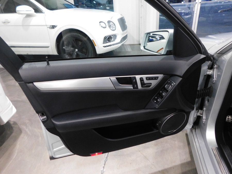 2014 Mercedes-Benz C-Class 4dr Sdn C300 Sport 4MATIC, available for sale in Lodi, New Jersey | Auto Gallery. Lodi, New Jersey 2014 Mercedes-Benz C-Class 4dr Sdn C300 Sport 4MATIC, available for sale in Lodi, New Jersey | Auto Gallery. Lodi, New Jersey
