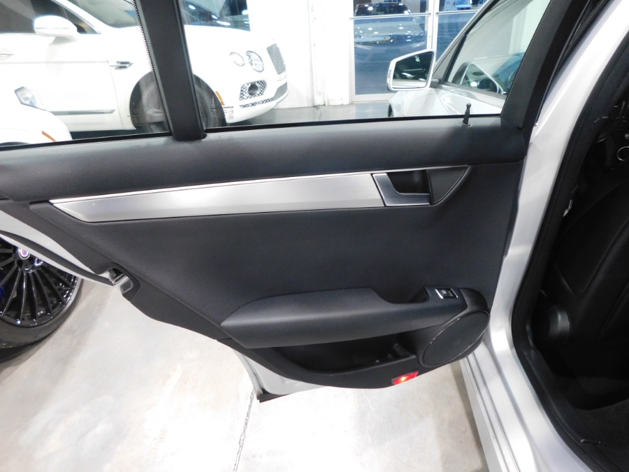 2014 Mercedes-Benz C-Class 4dr Sdn C300 Sport 4MATIC, available for sale in Lodi, New Jersey | Auto Gallery. Lodi, New Jersey 2014 Mercedes-Benz C-Class 4dr Sdn C300 Sport 4MATIC, available for sale in Lodi, New Jersey | Auto Gallery. Lodi, New Jersey
