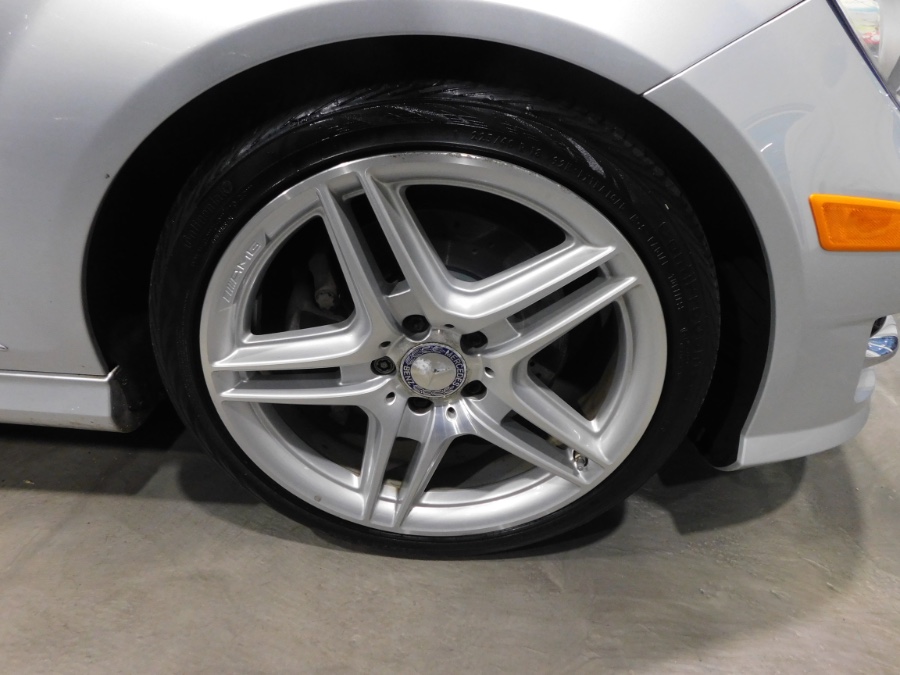 2014 Mercedes-Benz C-Class 4dr Sdn C300 Sport 4MATIC, available for sale in Lodi, New Jersey | Auto Gallery. Lodi, New Jersey 2014 Mercedes-Benz C-Class 4dr Sdn C300 Sport 4MATIC, available for sale in Lodi, New Jersey | Auto Gallery. Lodi, New Jersey