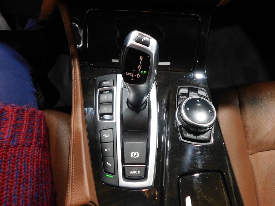 2015 BMW 5 Series 4dr Sdn 528i xDrive AWD, available for sale in Lodi, New Jersey | Auto Gallery. Lodi, New Jersey 2015 BMW 5 Series 4dr Sdn 528i xDrive AWD, available for sale in Lodi, New Jersey | Auto Gallery. Lodi, New Jersey