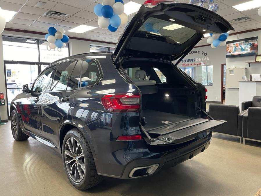2020 BMW X5/M SPORT!! xDrive40i Sports Activity Vehicle, available for sale in Inwood, New York | 5 Towns Drive. Inwood, New York 2020 BMW X5/M SPORT!! xDrive40i Sports Activity Vehicle, available for sale in Inwood, New York | 5 Towns Drive. Inwood, New York