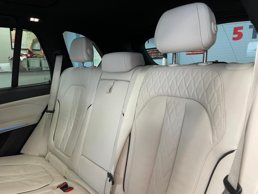 2020 BMW X5/M SPORT!! xDrive40i Sports Activity Vehicle, available for sale in Inwood, New York | 5 Towns Drive. Inwood, New York 2020 BMW X5/M SPORT!! xDrive40i Sports Activity Vehicle, available for sale in Inwood, New York | 5 Towns Drive. Inwood, New York