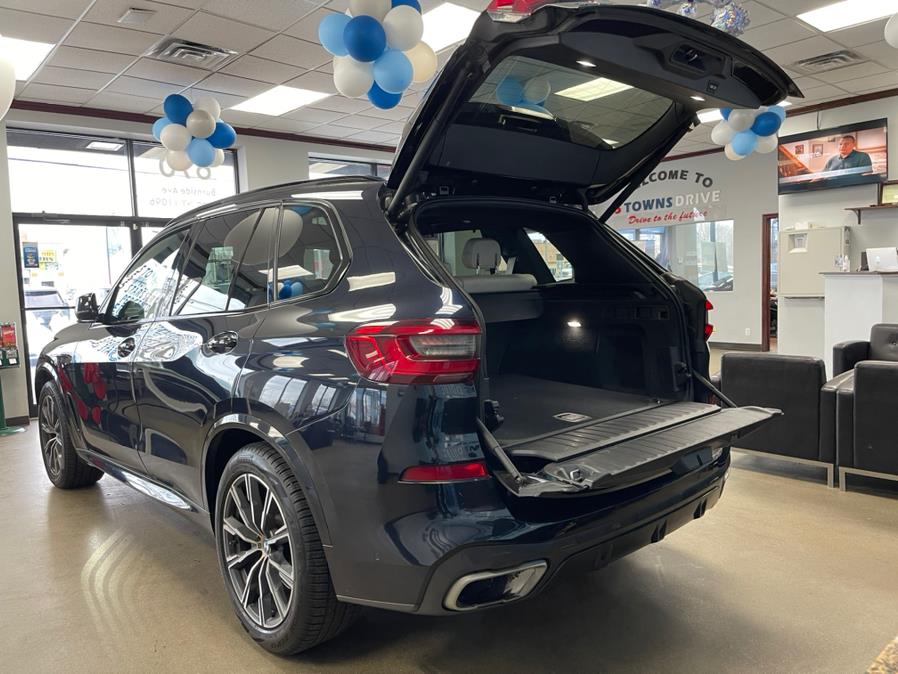 2020 BMW X5/M SPORT!! xDrive40i Sports Activity Vehicle, available for sale in Inwood, New York | 5 Towns Drive. Inwood, New York 2020 BMW X5/M SPORT!! xDrive40i Sports Activity Vehicle, available for sale in Inwood, New York | 5 Towns Drive. Inwood, New York