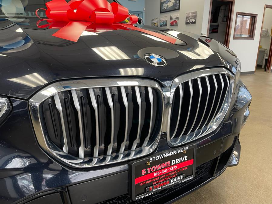 2020 BMW X5/M SPORT!! xDrive40i Sports Activity Vehicle, available for sale in Inwood, New York | 5 Towns Drive. Inwood, New York 2020 BMW X5/M SPORT!! xDrive40i Sports Activity Vehicle, available for sale in Inwood, New York | 5 Towns Drive. Inwood, New York