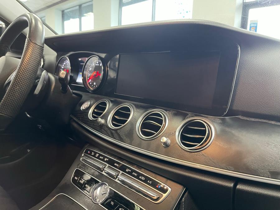 2018 Mercedes-Benz E-Class E 300 4MATIC Sedan, available for sale in Inwood, New York | 5 Towns Drive. Inwood, New York 2018 Mercedes-Benz E-Class E 300 4MATIC Sedan, available for sale in Inwood, New York | 5 Towns Drive. Inwood, New York